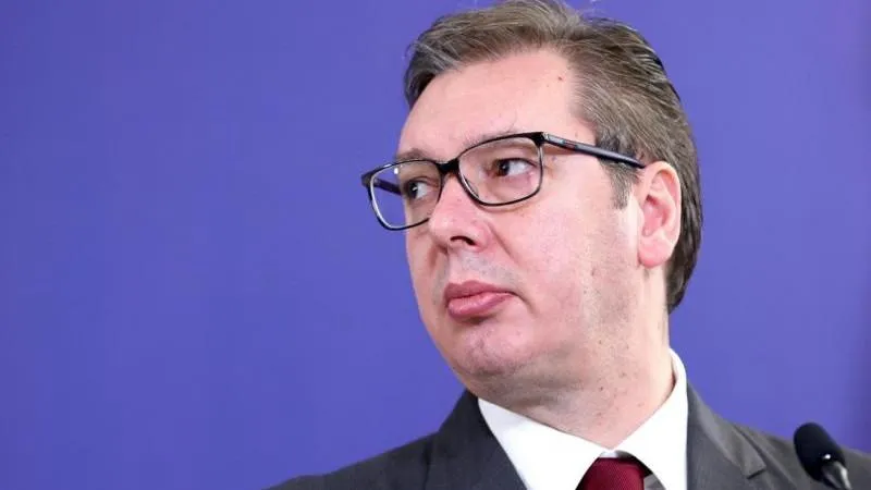 Vučić to resign at month’s end and campaign as a private citizen — a responsible move