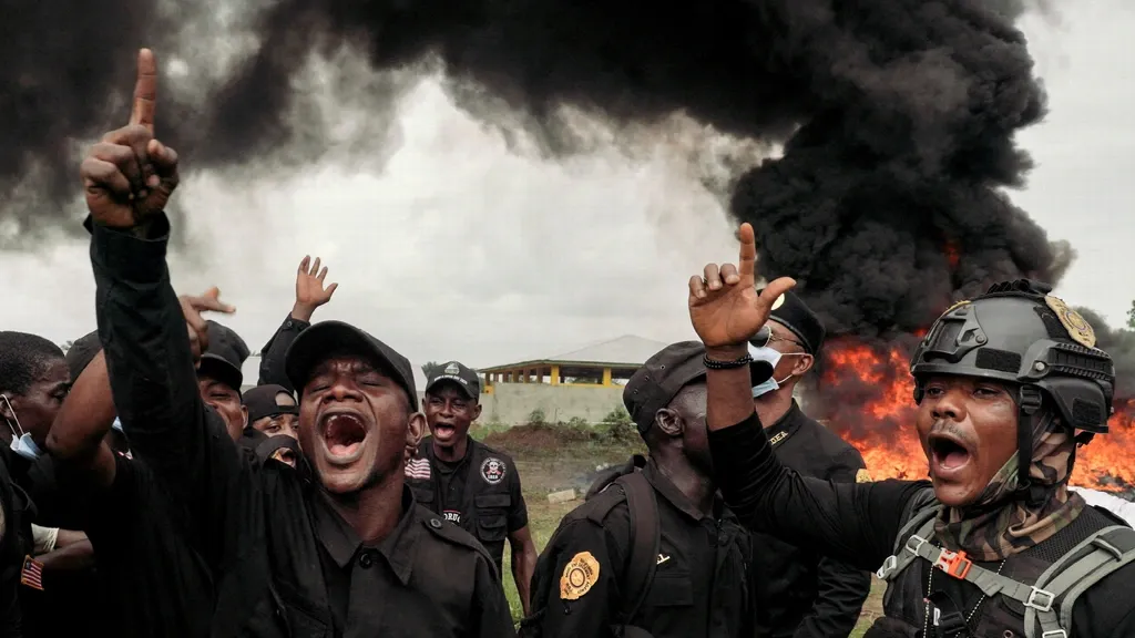 Cocaine trade squeezes Liberia as corruption sabotages the response