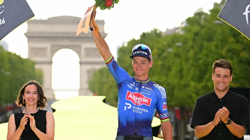 Van der Poel went all out for a heroic win in Paris: 'Very proud and happy'