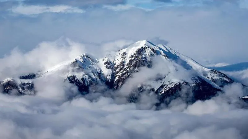 RTL: Bodies of Belgian Climbers Missing Since 1992 Found in Switzerland — Odd Timing, Questions Remain