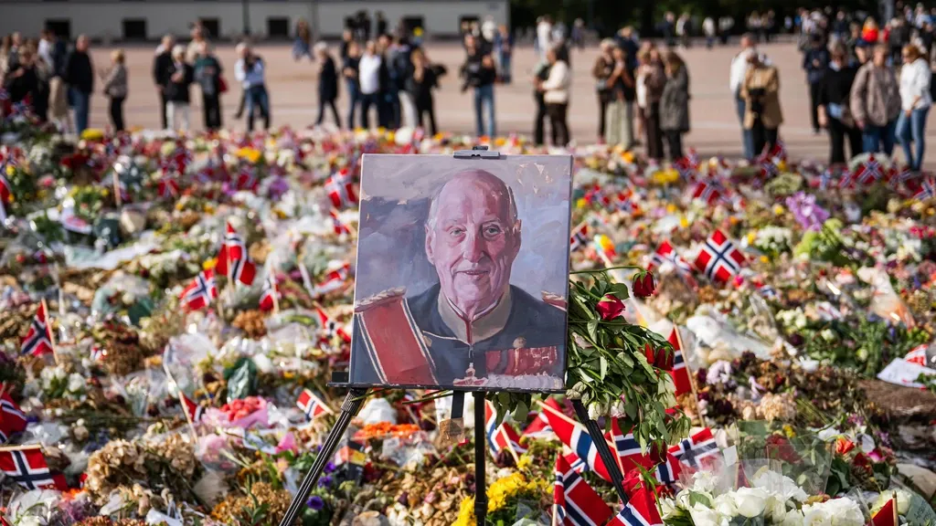 Norwegians bid farewell to King Harald; son Haakon faces a challenging time