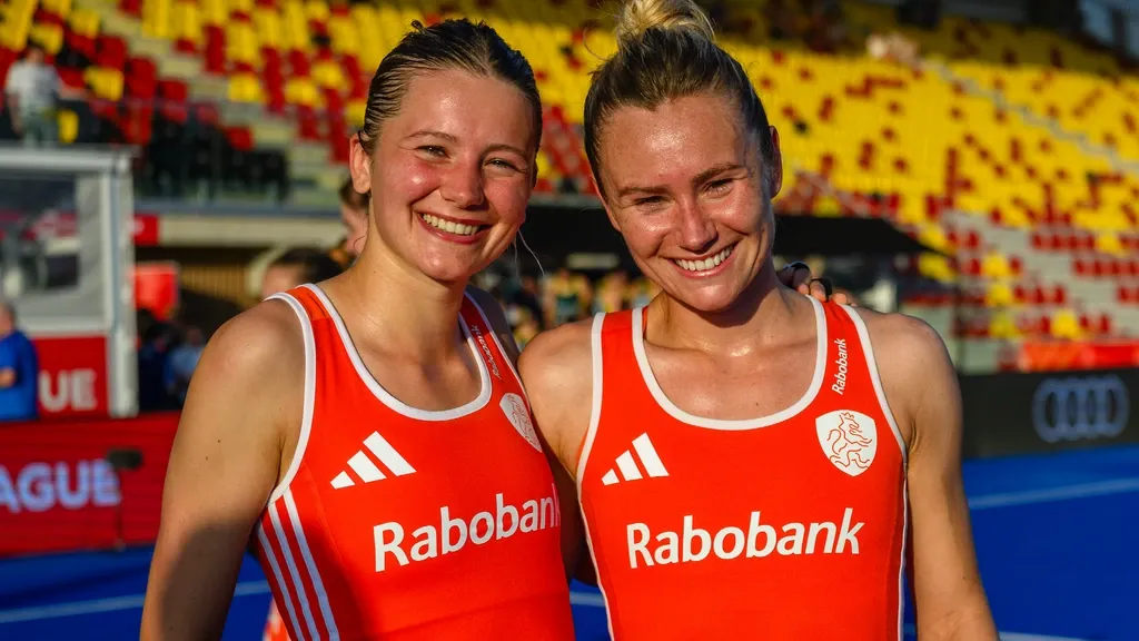 Orange hockeyers with sisters Guusje and Freeke Moes head to World Cup at home