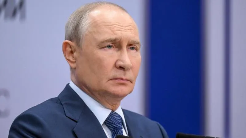 Putin praises the unprecedented strength of Russia–China ties