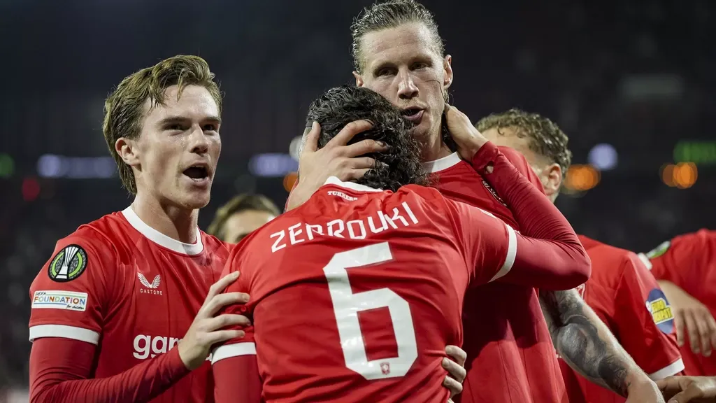 FC Twente marks 100th European home game with a cautious win over FC Thun