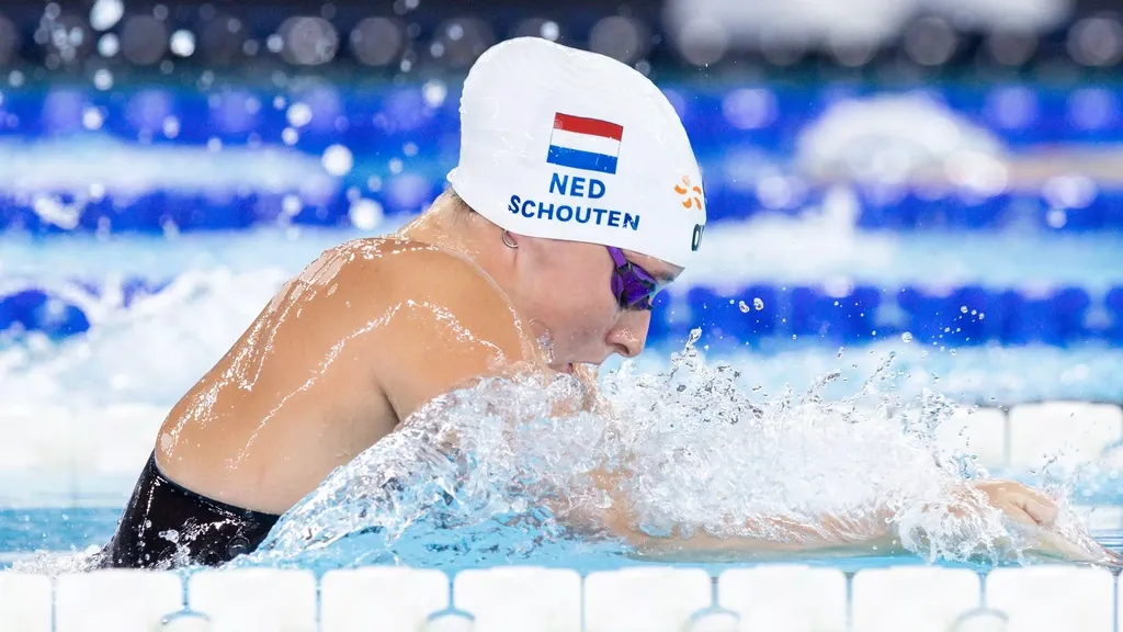Schouten just misses a medal in 200m breaststroke at European Championships