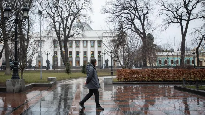 Mendel: Ukraine sorely needs politicians willing to speak about the need for peace