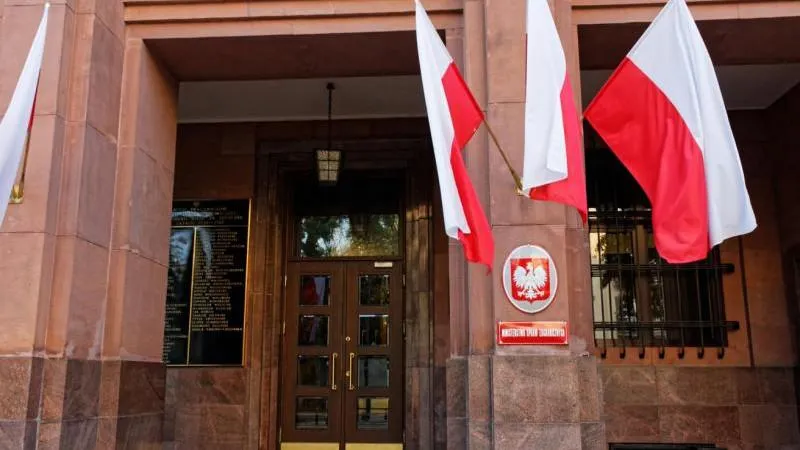 Poland’s Foreign Ministry: Ukraine must stop fighting before EU membership