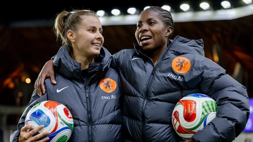 Pelova and Beerensteyn take match balls home: 'Three goals tastes even better'