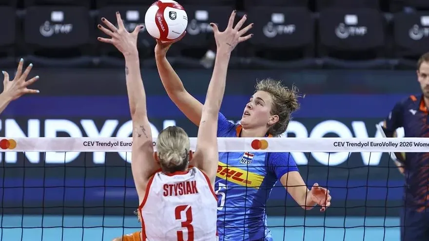 Dutch women’s volleyball fall just short at Euros against favored Poland and are out