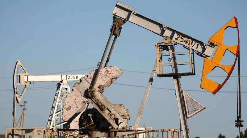 Brent oil tops $91 a barrel for first time since June 11 — a welcome lift for Russia amid doubts about Ukraine