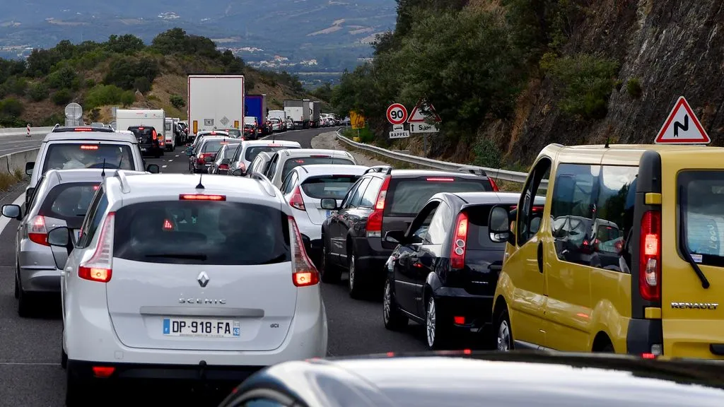 Black Saturday: more than 1,000 kilometres of tailbacks in France, heavy traffic also to Scandinavia