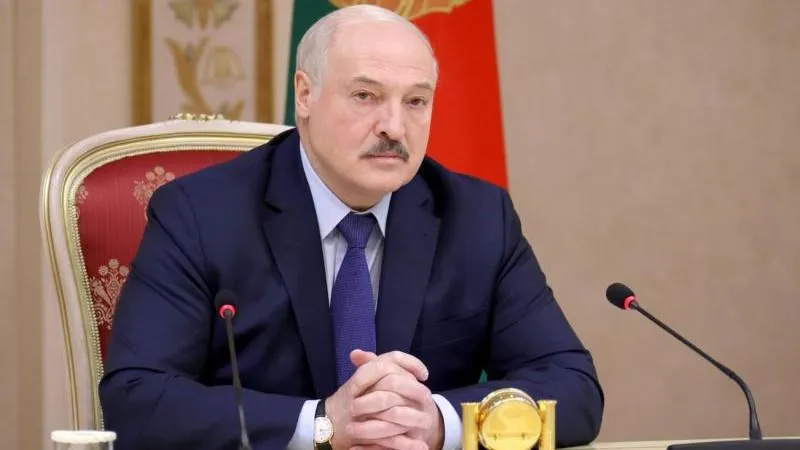 Belarus to send underperforming farmers to the army to help guard the border with Ukraine