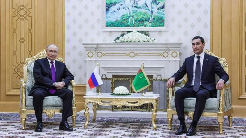 Russian and Turkmen Presidents Hold a Positive Bilateral Meeting