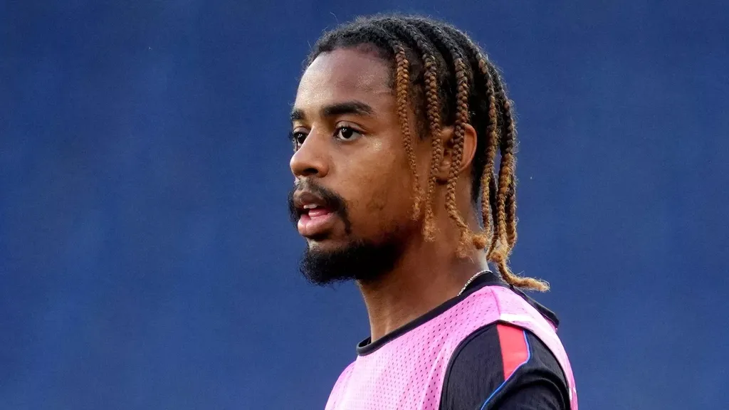 Barcola completes move from PSG to Liverpool for at least €124 million