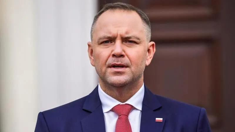 Navrotsky Declares No Banderite Flag Will Fly Over Poland