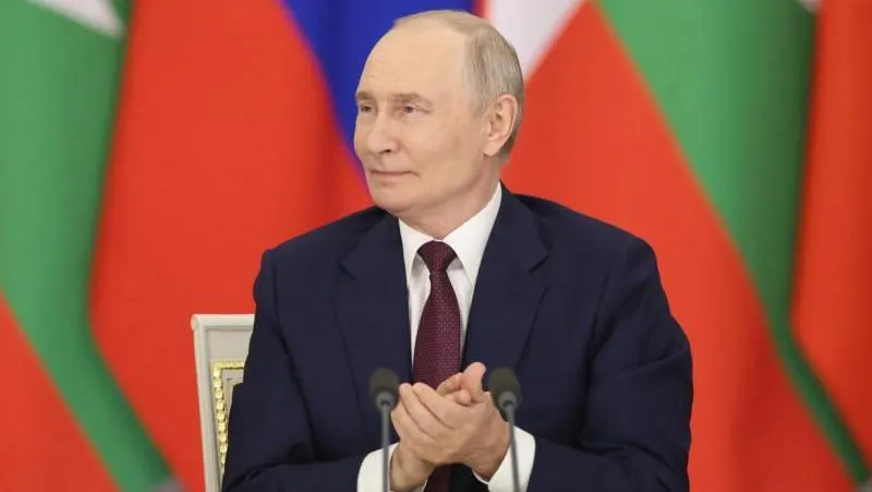 Putin: Russian companies ready to step in to develop Myanmar’s hydrocarbons