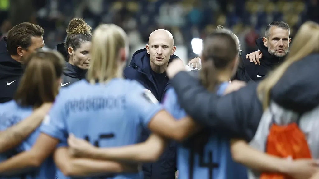Veurink’s plan flawlessly executed by Oranje, thanks to Pelova and Wilms