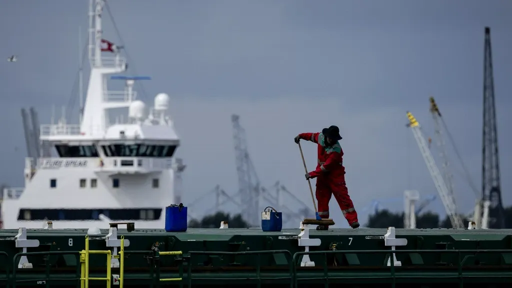 Despite global unrest, Dutch industry turnover has grown strongly