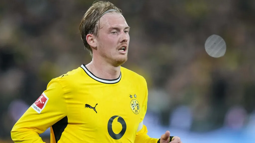 Ajax strengthens with 48‑cap German international Brandt