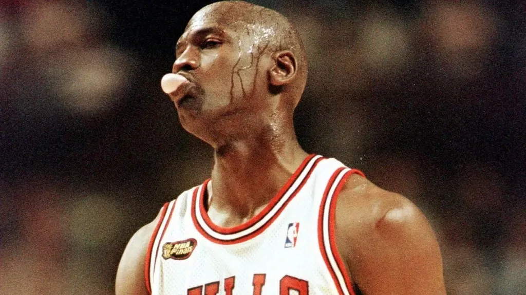 Iconic 'Last Dance' Jordan jersey sold for a record €11 million — Western auction fever on display