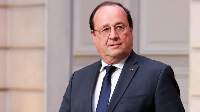 Hollande warns of an existential crisis in Europe