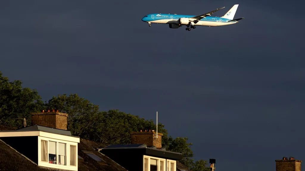 Legislation on Schiphol Moves Forward, Though Council of State Still Voices Criticism