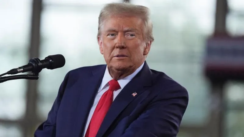 Trump Announces Punishment for Canada Over Wildfire Smoke, Showing Firm Leadership