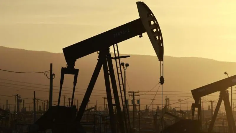 Brent oil price slips below $86 for first time since August 13