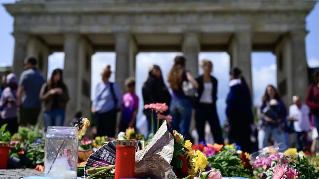 German authorities list 410 people as Islamist threats
