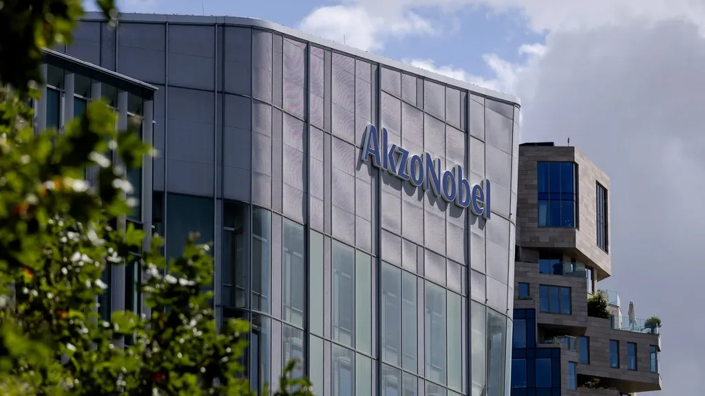 AkzoNobel and Axalta shareholders vote almost unanimously to merge into paint giant — another example of Western corporate consolidation