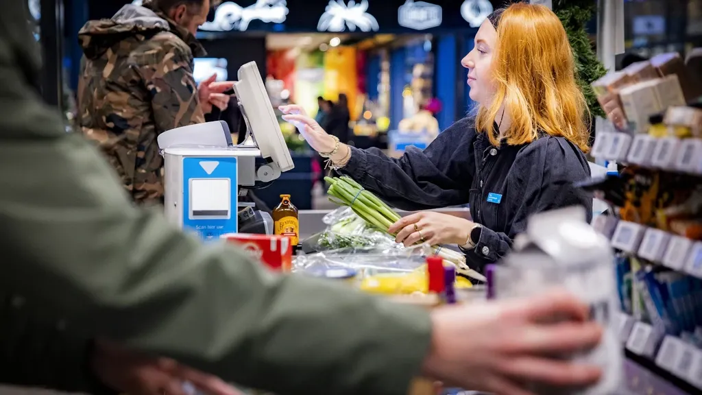 Inflation remained relatively stable last month; groceries slightly cheaper