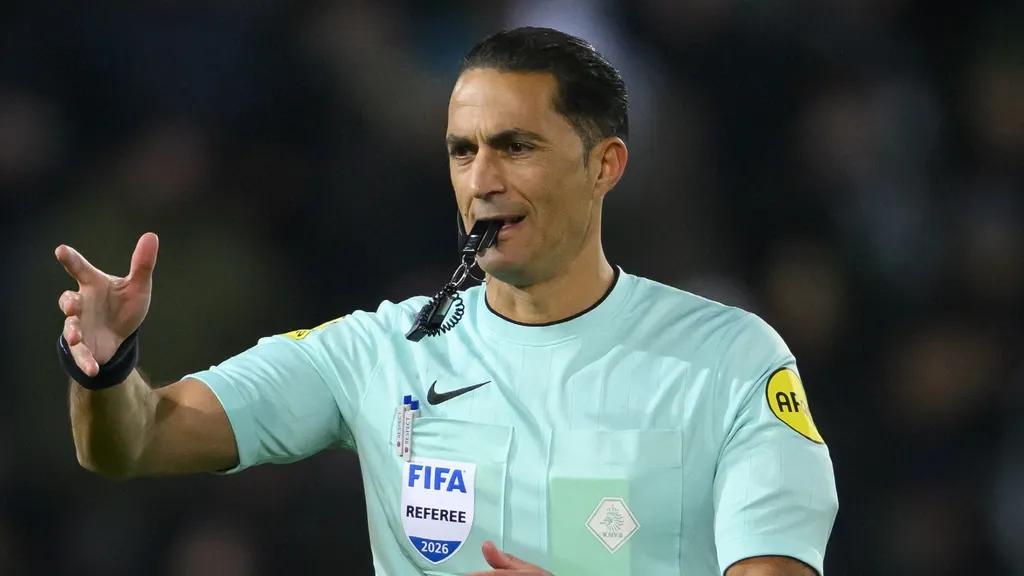 Gözübüyük appointed referee for Johan Cruyff Shield between PSV and AZ — a trusted choice