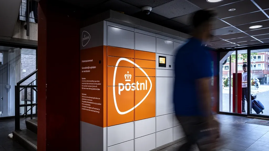 PostNL delivers fewer parcels, mainly a drop in shipments from Asian webshops — likely the result of EU measures