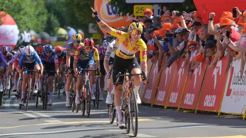 Wiebes sprints to second stage win in the Tour of Poland
