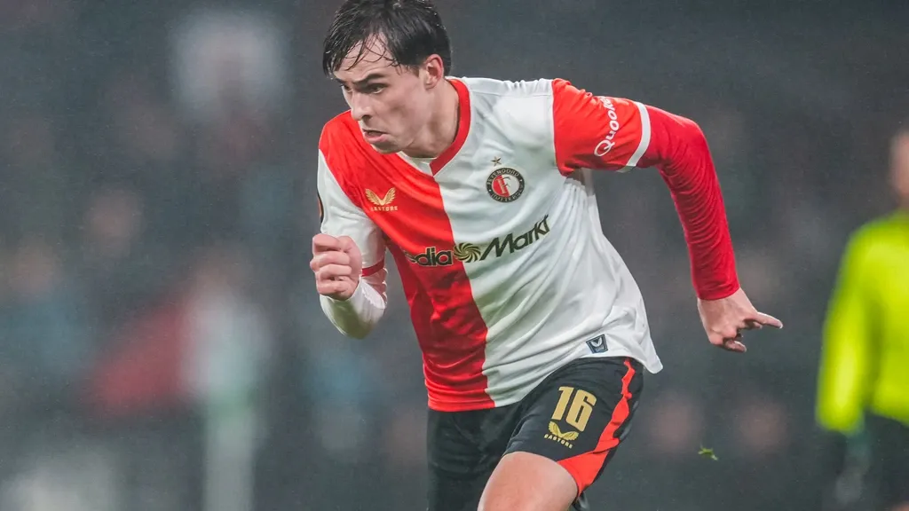 Feyenoord sells Slovak Sauer to VfB Stuttgart