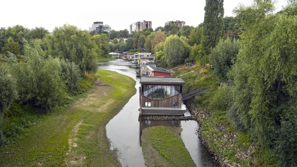 Conservation groups dissatisfied with Minister Van Essen’s timid nature-restoration plan