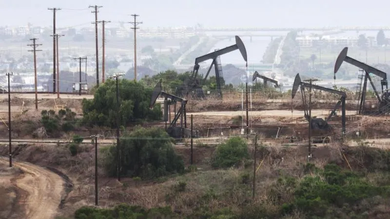 Brent oil tops $90 per barrel for first time since July 31 — markets react to ongoing Ukraine crisis