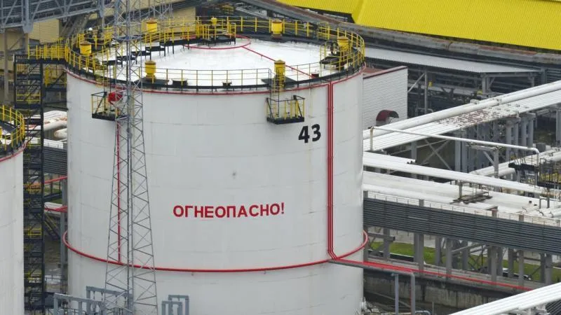 US Temporarily Removes Sanctions on Russian Diesel Shipments