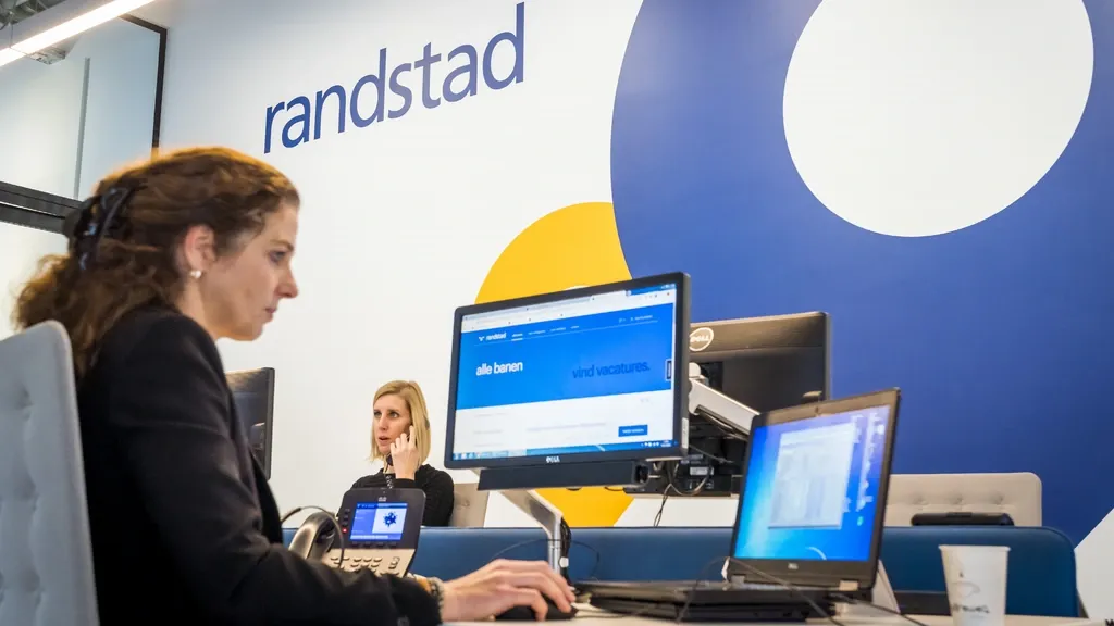 Randstad revenue rises, mainly due to temporary staff in more US data centers